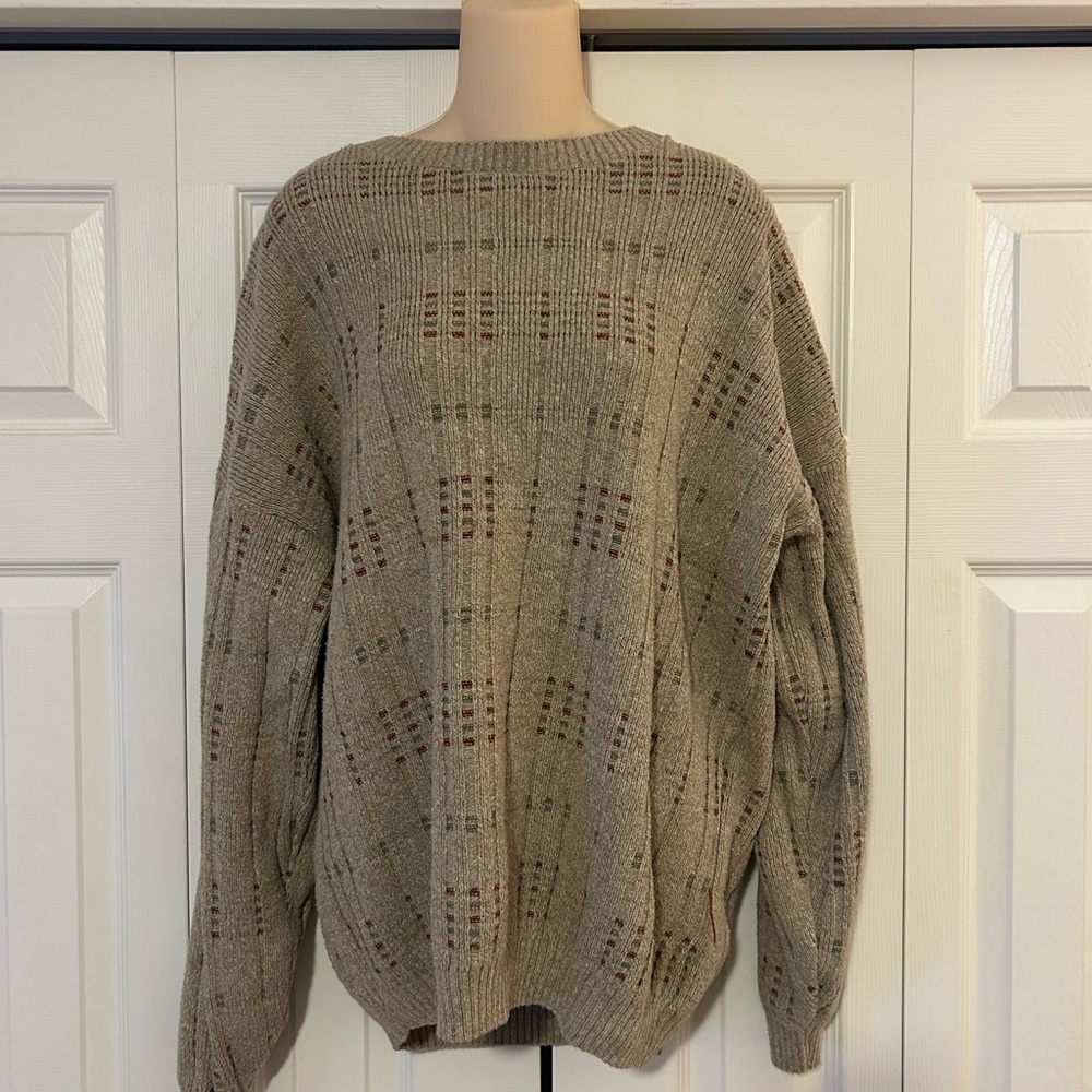 Vintage-Style Liberty Sweaters Cozy Beige Patterned Sweater